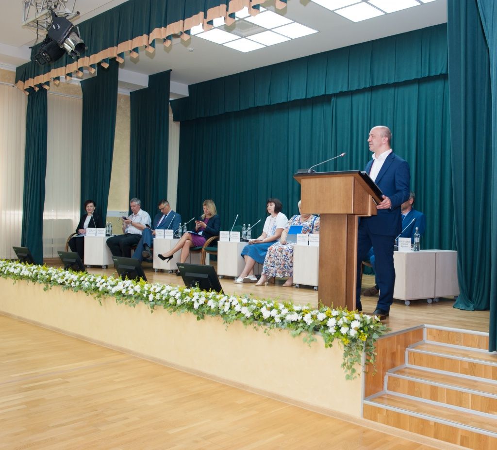 Алексей Комисаров, НАФИ