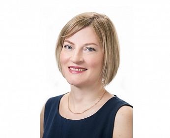 Елена Никишова