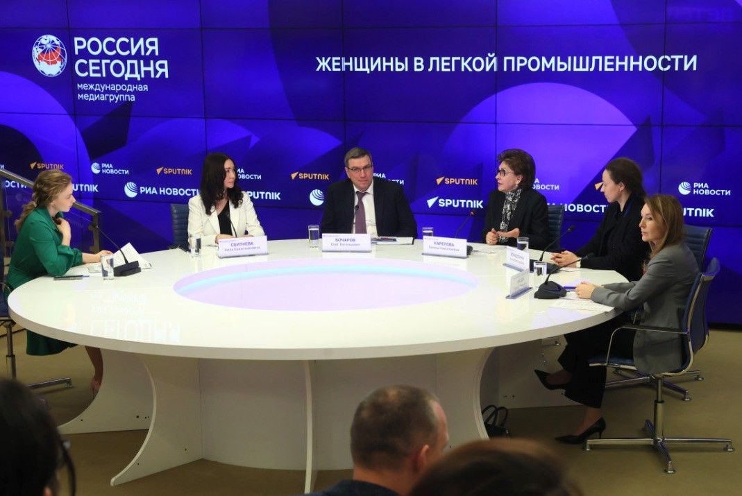 Выездная сессия ЕЖФ Легпром